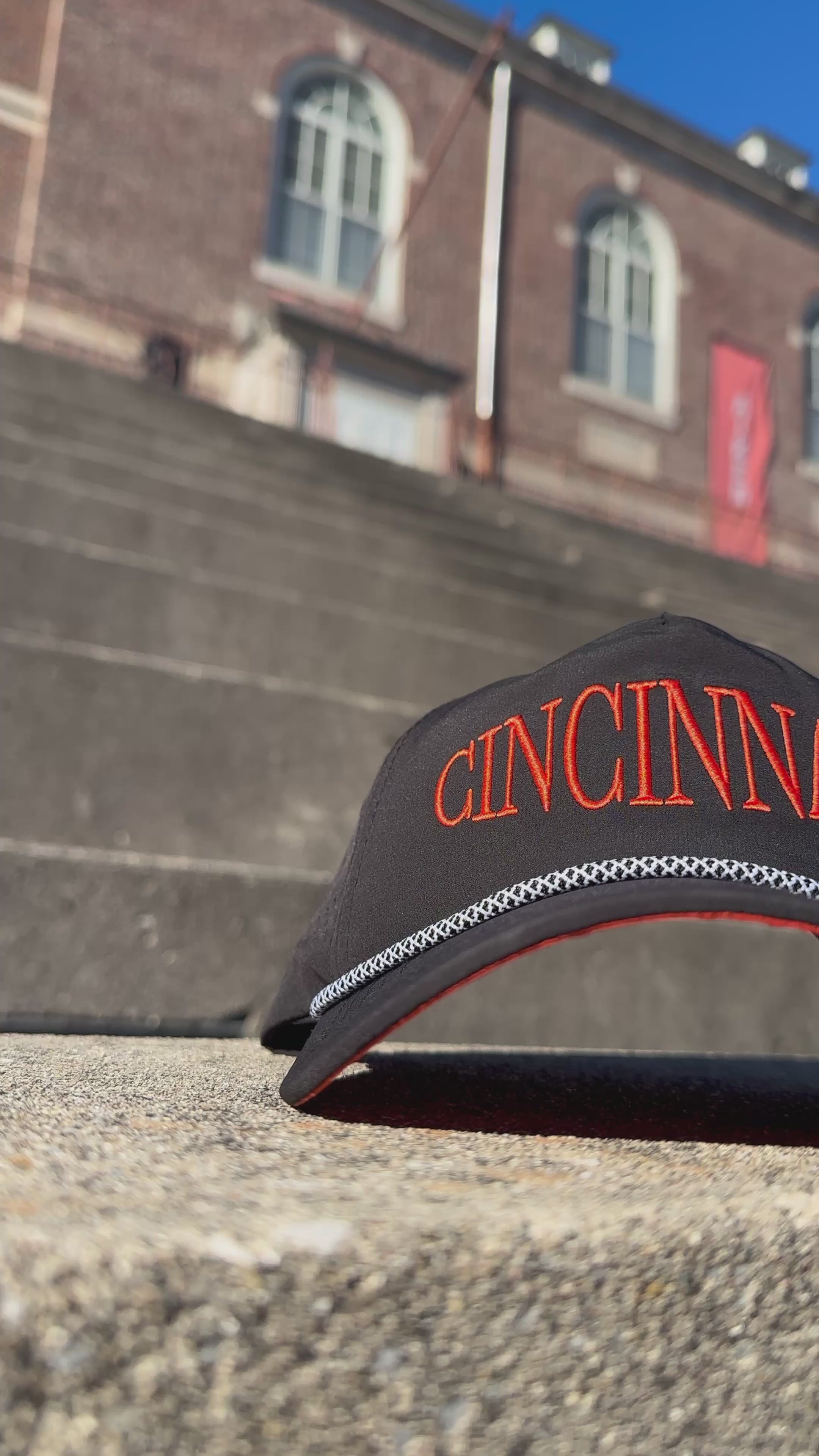 The CINCINNATI Perforated Roper - Orange